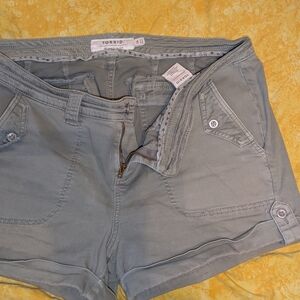 Torrid Women's Cargo Shorts in Gray